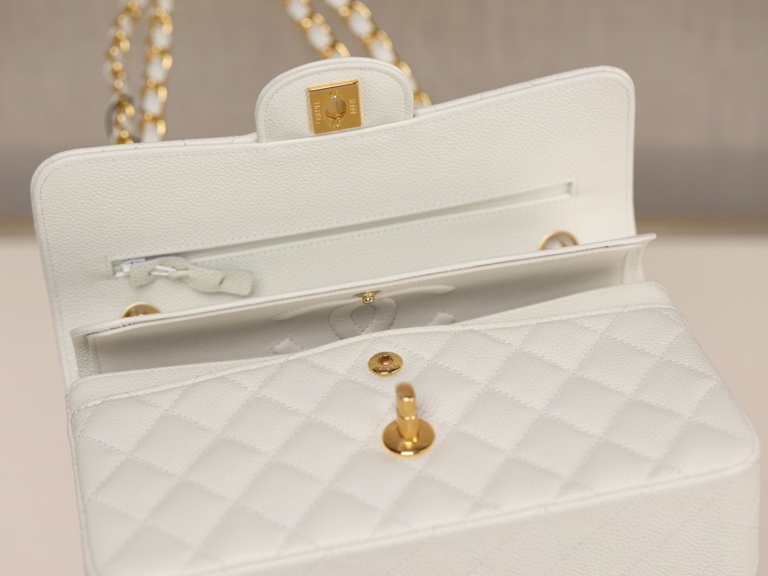 How Good quality is a Shebag White Chanel Classic Flap bag？（2023 updated）-Dyqani në internet i çantave të rreme Louis Vuitton me cilësi më të mirë, çanta modeli kopje ru