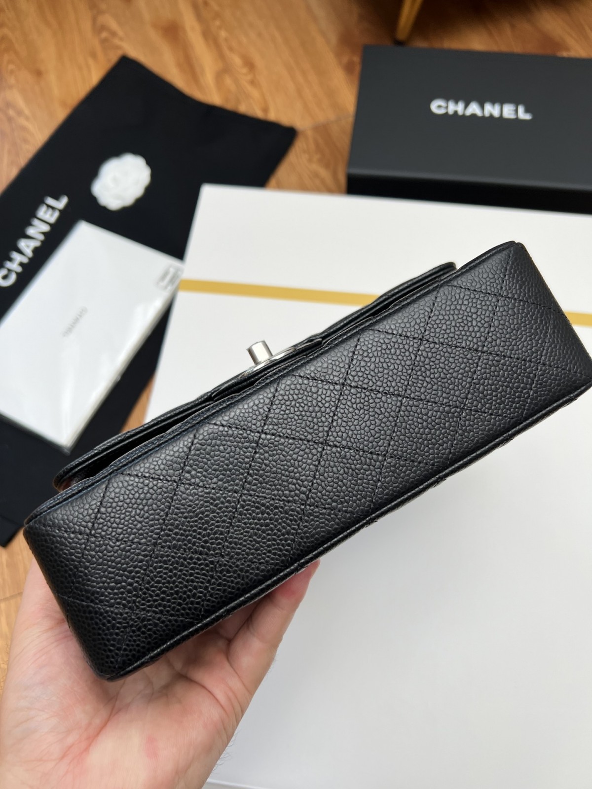 How good quality is a Shebag Chanel Classic Flap bag small size? (2023 updated)-Best Quality Fake designer Bag Review, Replica designer bag ru