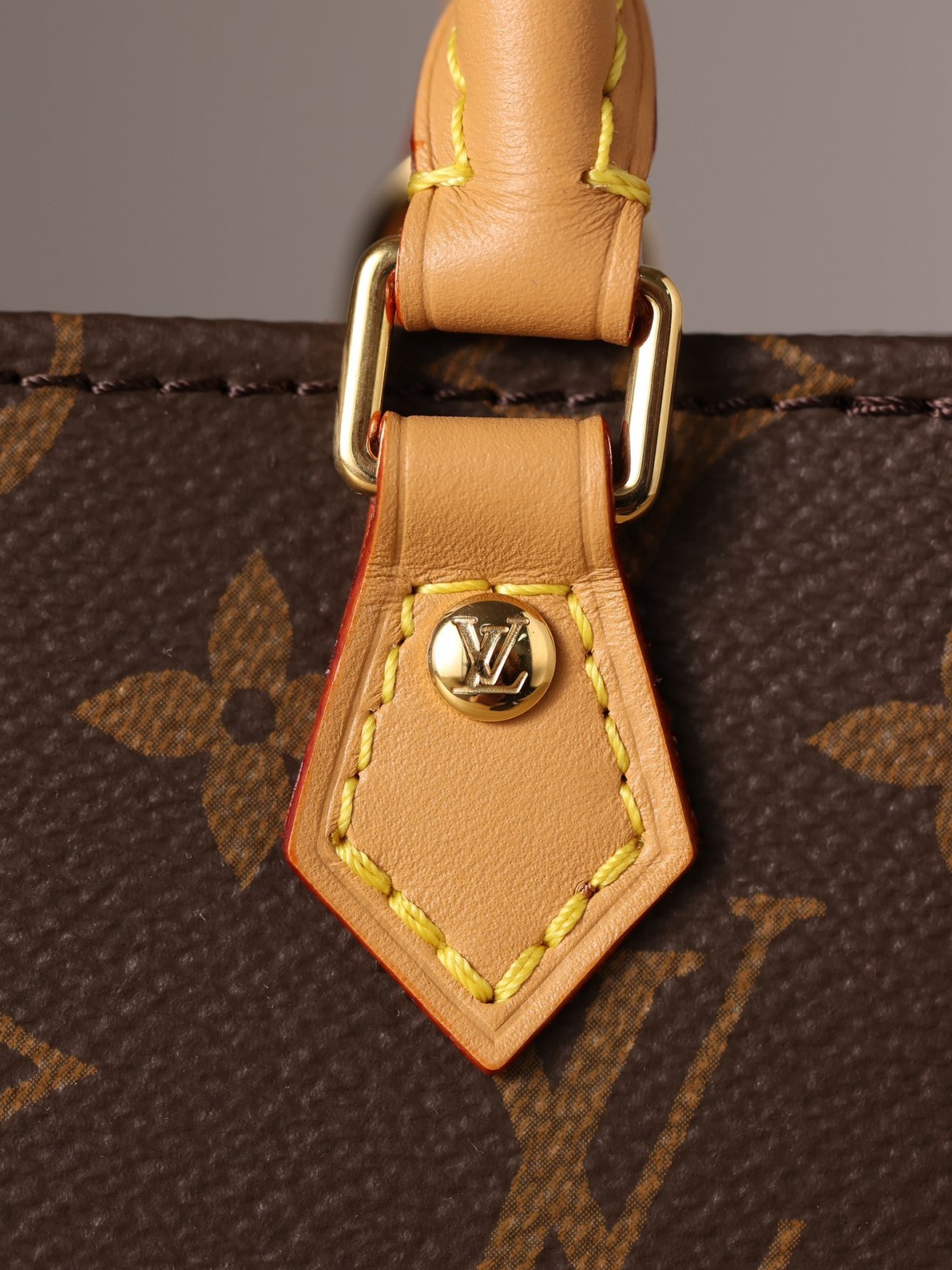 How good quality is a Shebag Louis Vuitton PETIT SAC PLAT bag（2023 udpated）-Bescht Qualitéit Fake Louis Vuitton Bag Online Store, Replica Designer Bag ru