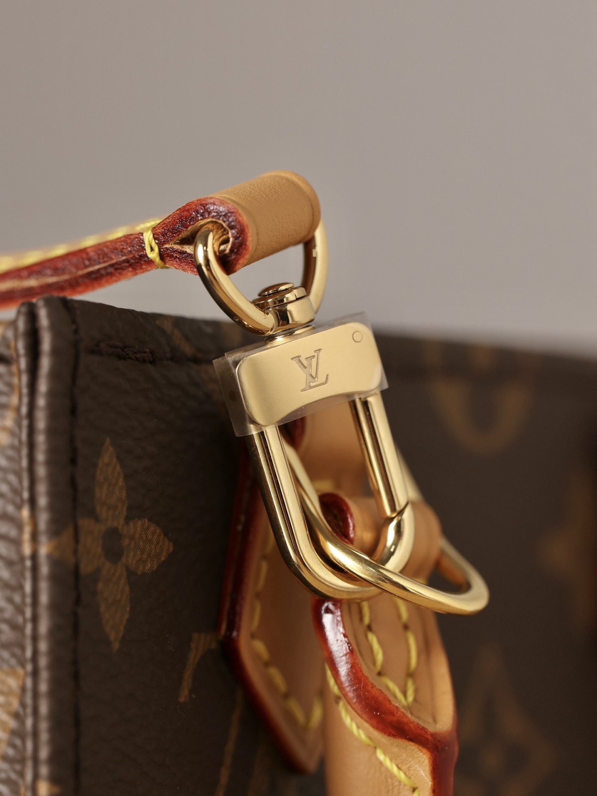 How good quality is a Shebag Louis Vuitton PETIT SAC PLAT bag（2023 udpated）-Ti o dara ju Didara iro Louis Vuitton apo Online itaja, Ajọra onise apo ru