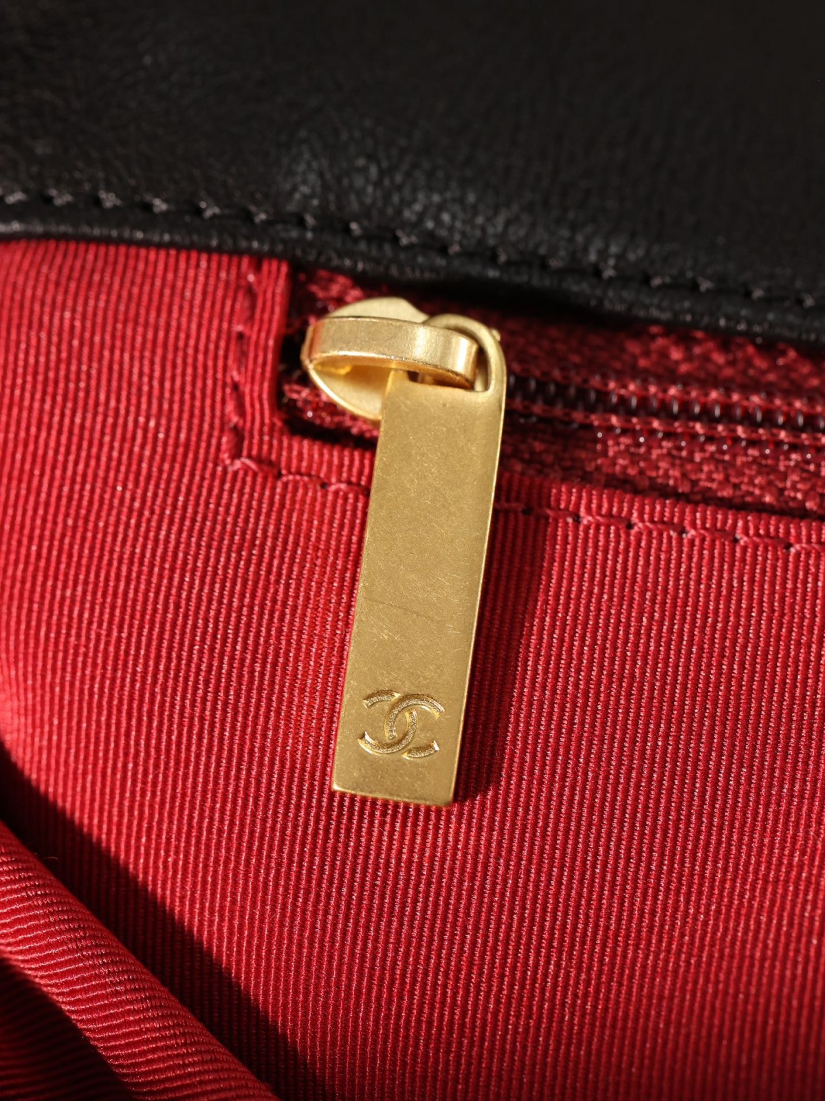 How good quality is a Shebag Chanel 19 bag？（2023 Week 40）-Tienda en línea de bolsos Louis Vuitton falsos de la mejor calidad, réplica de bolsos de diseño ru