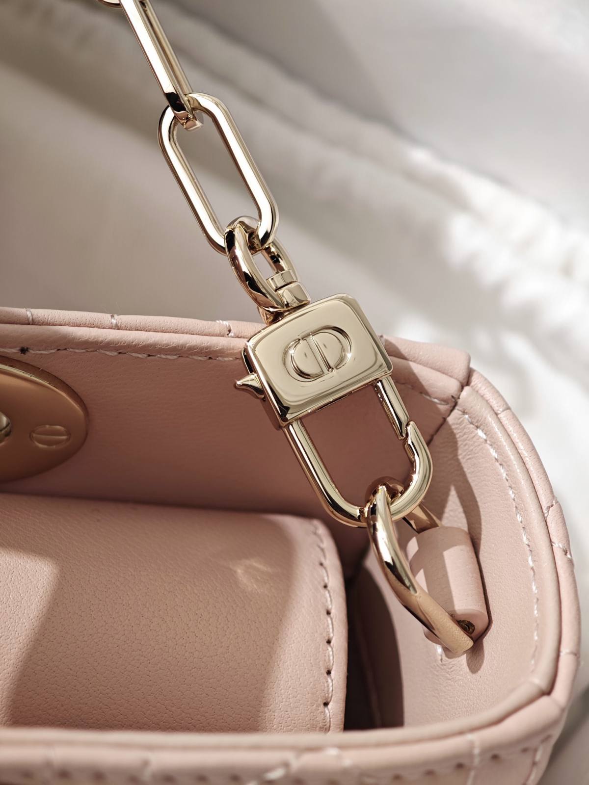 Shebag super replica Lady Dior D Joy pink bag review(2025 July updated)-Bedste kvalitet Fake Louis Vuitton Bag Online Store, Replica designer bag ru
