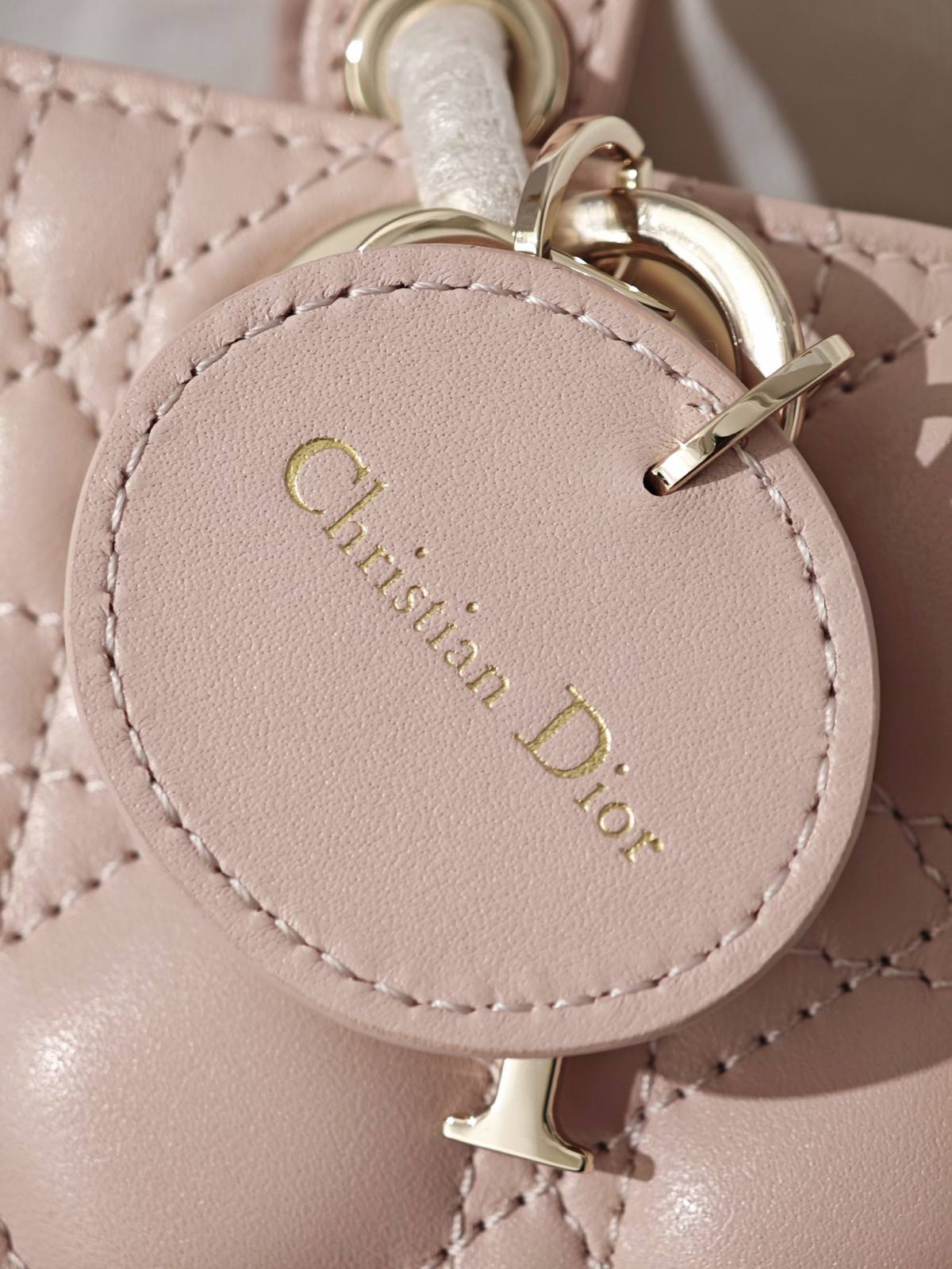 Shebag super replica Lady Dior D Joy pink bag review(2025 July updated)-Bedste kvalitet Fake Louis Vuitton Bag Online Store, Replica designer bag ru