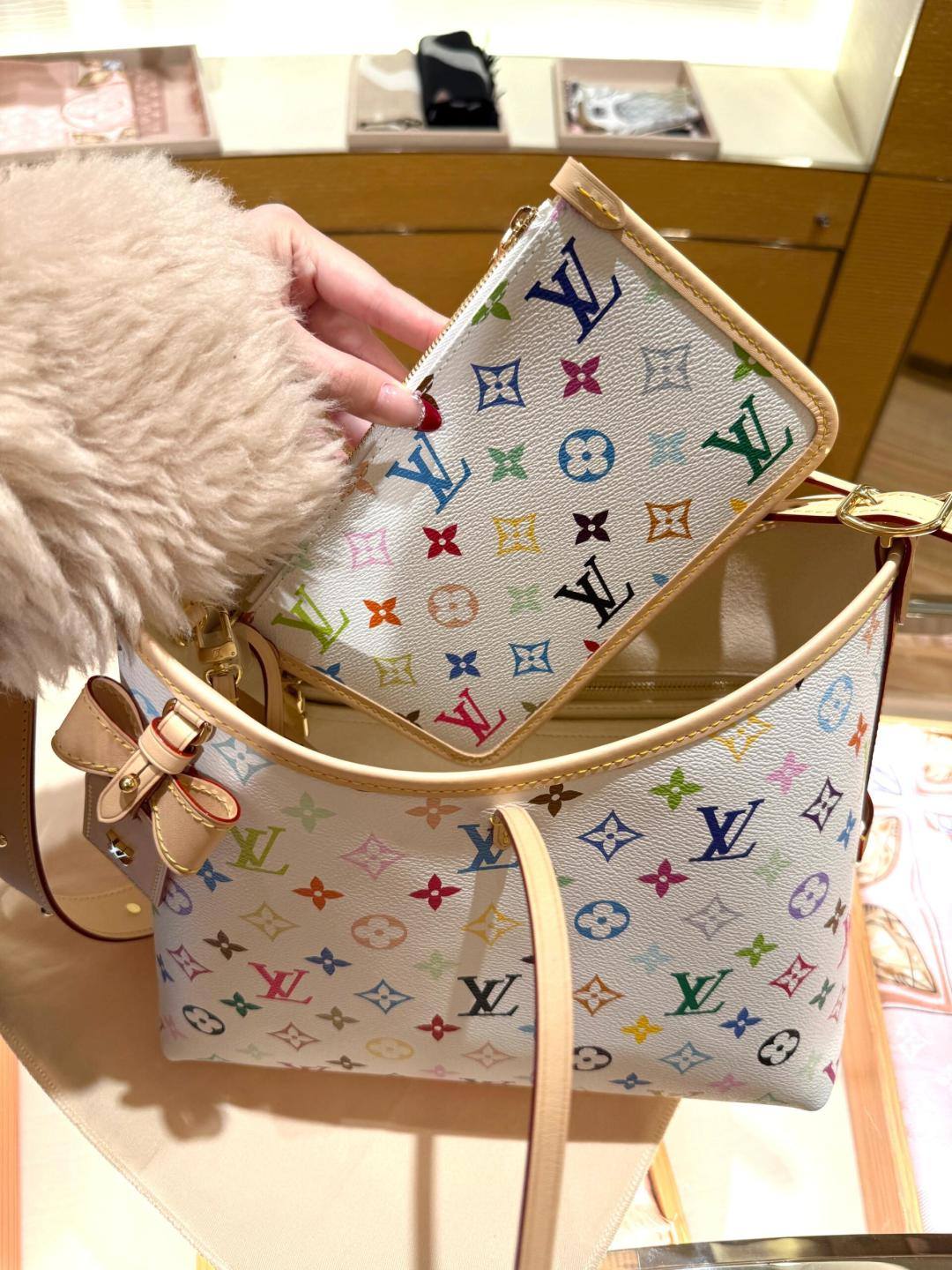 Shebag buys an Authentic Louis Vuitton Carryall white monogram bag(Oct 2025 updated)-بهترين معيار جي جعلي لوئس ويٽون بيگ آن لائين اسٽور، ريپليڪا ڊيزائنر بيگ ru