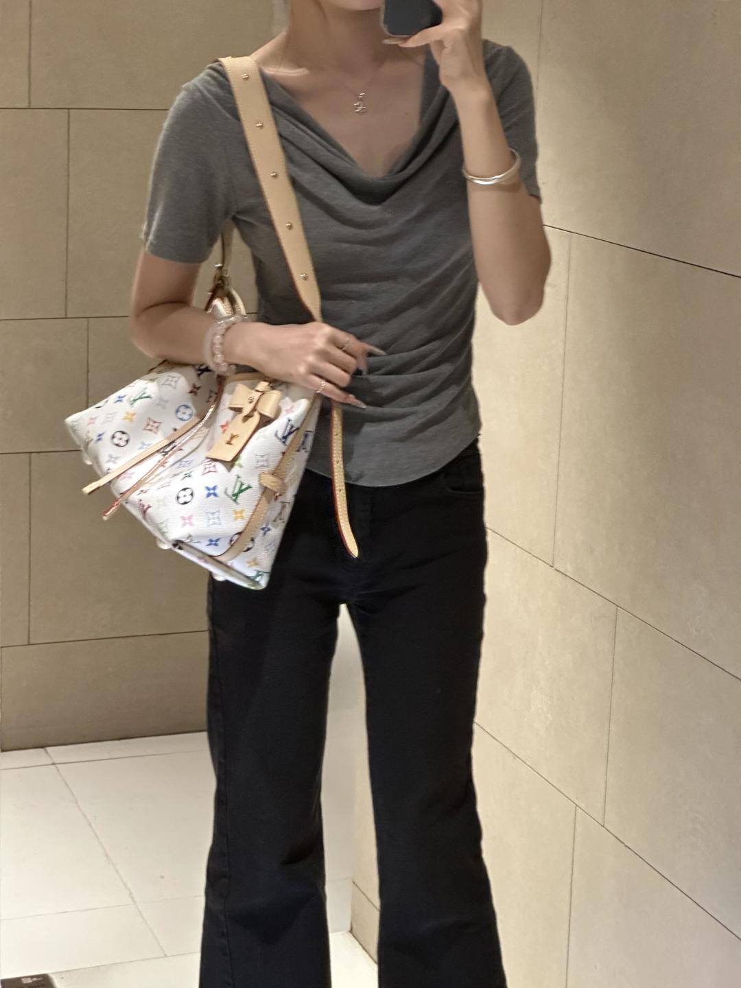 Shebag buys an Authentic Louis Vuitton Carryall white monogram bag(Oct 2025 updated)-بهترين معيار جي جعلي لوئس ويٽون بيگ آن لائين اسٽور، ريپليڪا ڊيزائنر بيگ ru
