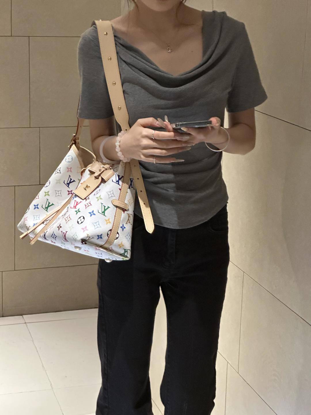 Shebag buys an Authentic Louis Vuitton Carryall white monogram bag(Oct 2025 updated)-بهترين معيار جي جعلي لوئس ويٽون بيگ آن لائين اسٽور، ريپليڪا ڊيزائنر بيگ ru