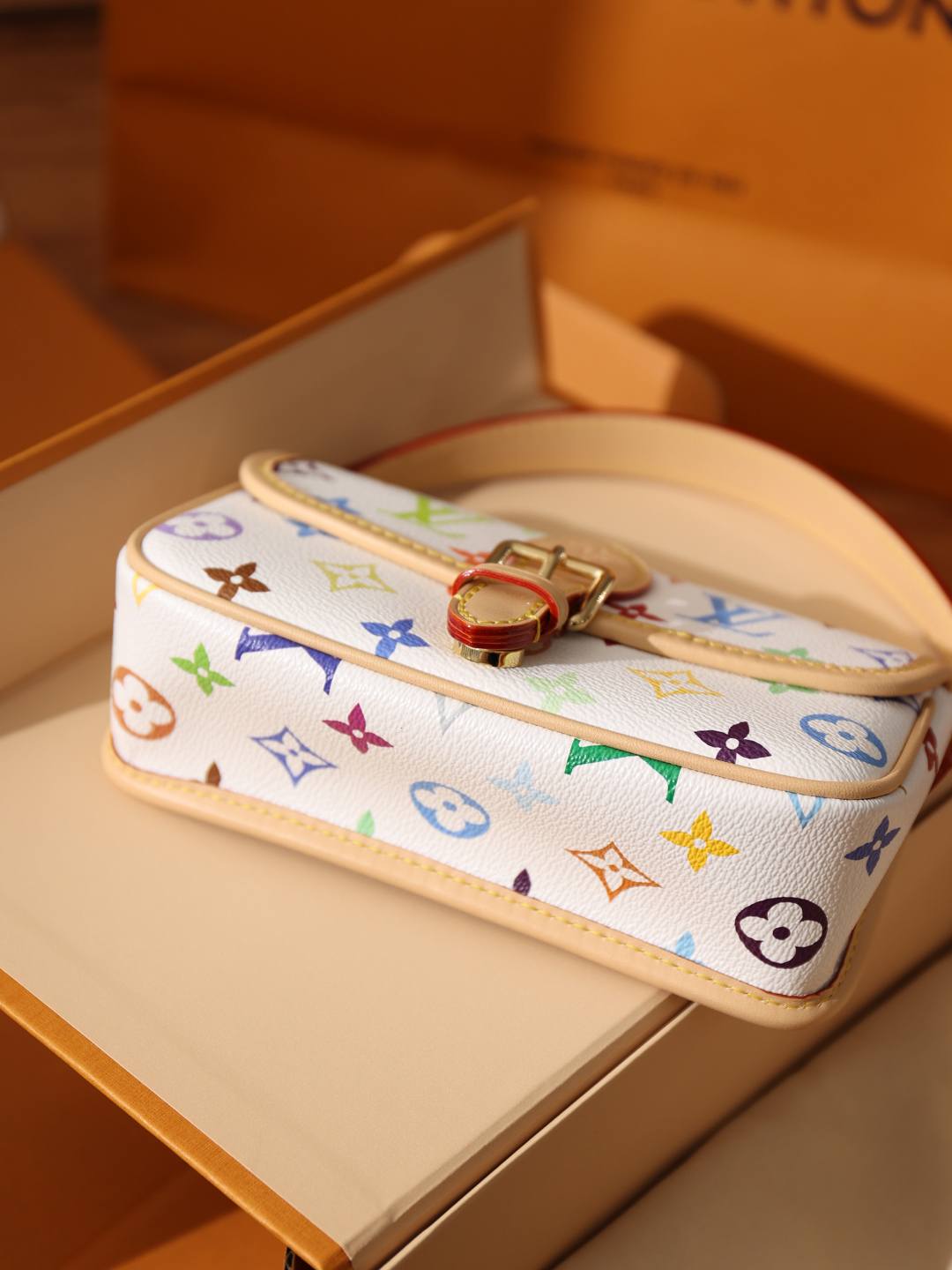 白三彩 Diana-Best Quality Fake Louis Vuitton Bag Online Store, Replica designer bag ru