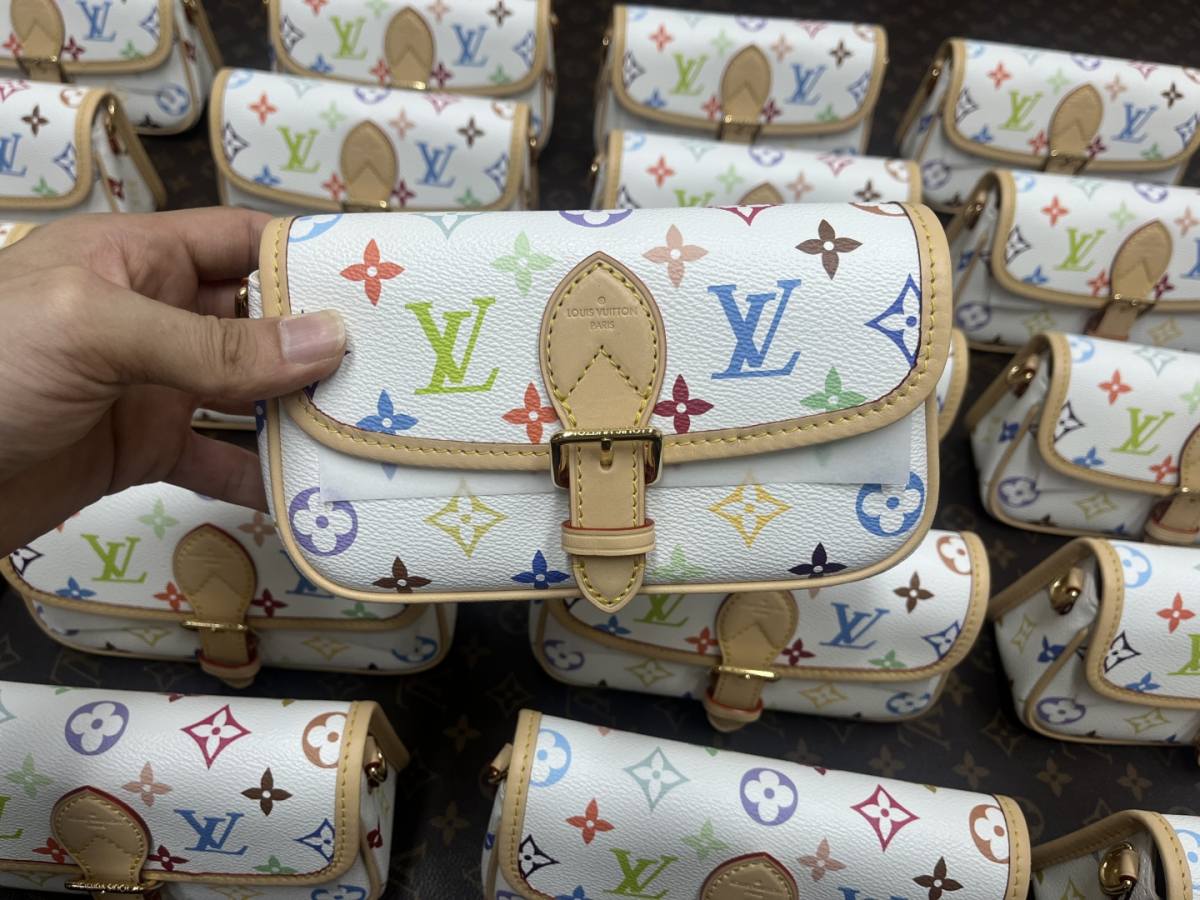 白三彩 Diana-Best Quality Fake Louis Vuitton Bag Online Store, Replica designer bag ru