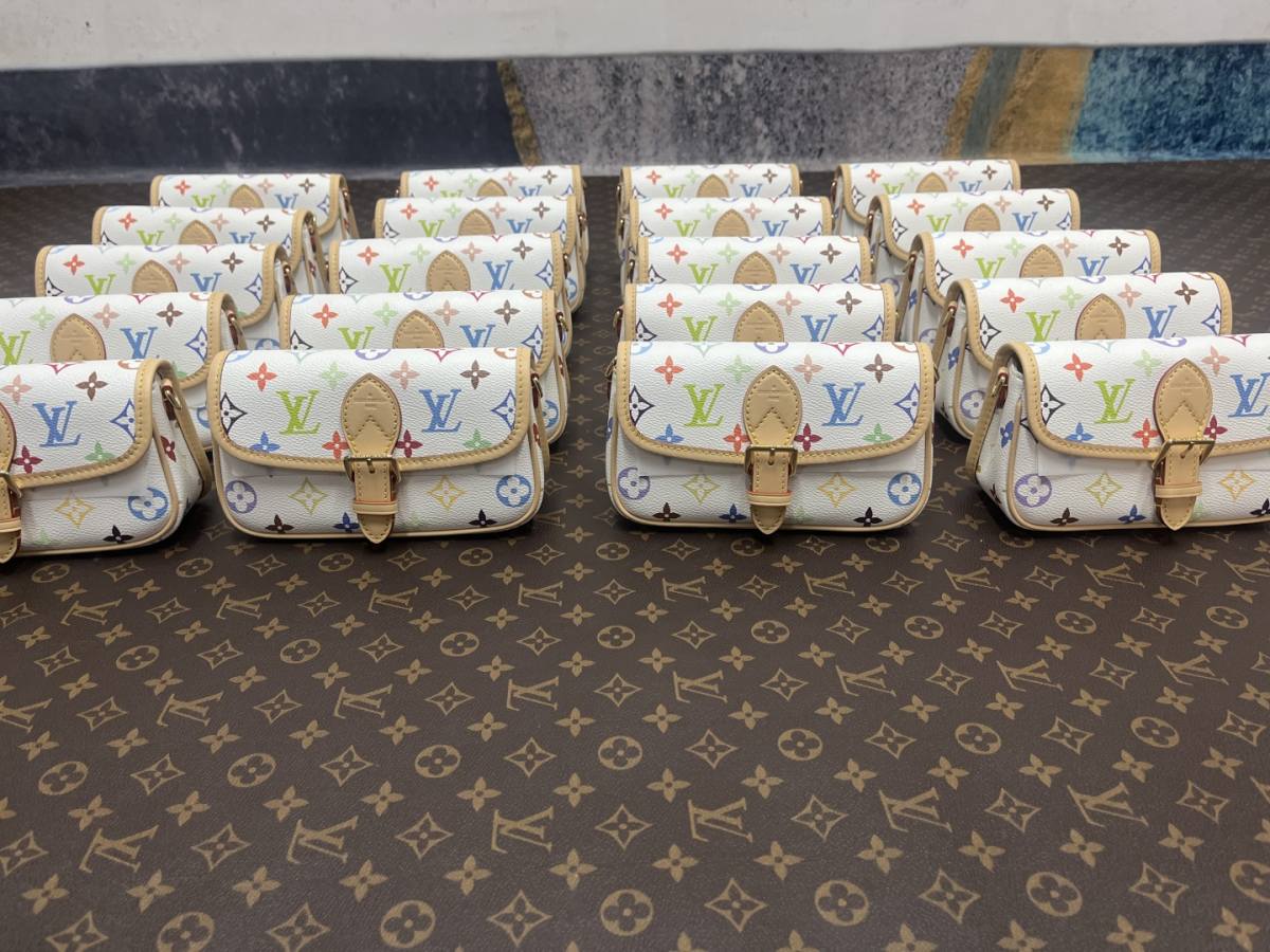 白三彩 Diana-Best Quality Fake Louis Vuitton Bag Online Store, Replica designer bag ru