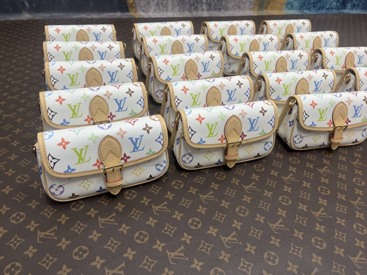 白三彩 Diana-Best Quality Fake Louis Vuitton Bag Online Store, Replica designer bag ru