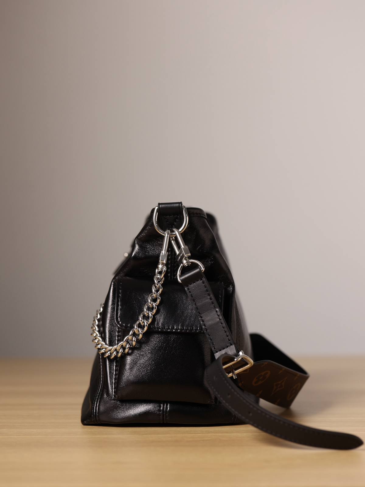 Shebag Super replica Louis Vuitton Carryall Dark bag new comming(Oct 2025 updated)-최고의 품질 가짜 루이비통 가방 온라인 스토어, 복제 디자이너 가방 ru