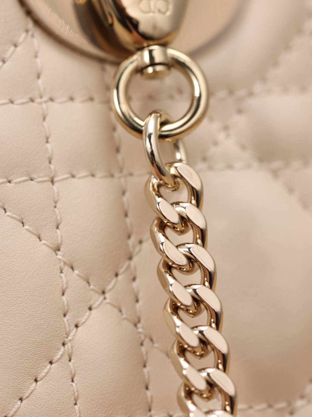 Shebag Super replica Lady Dior bag in beige review(Oct 2025 updated)-Umgangatho ogqwesileyo woMgangatho weFake weLouis Vuitton kwiVenkile ye-Intanethi, ibhegi yomyili weReplica ru