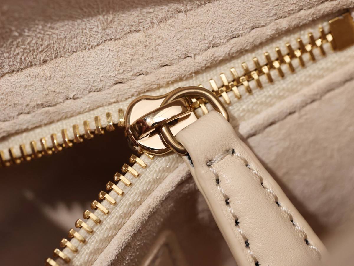 Shebag Super replica Lady Dior bag in beige review(Oct 2025 updated)-Umgangatho ogqwesileyo woMgangatho weFake weLouis Vuitton kwiVenkile ye-Intanethi, ibhegi yomyili weReplica ru
