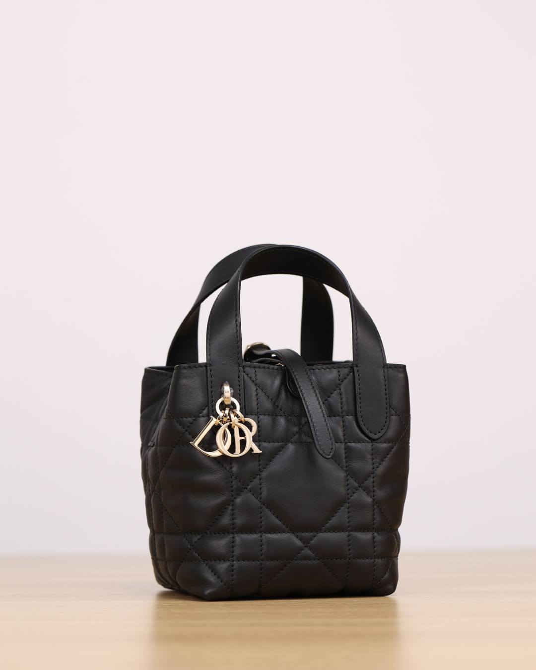 Shebag super replica Dior Toujours mini bag review(Oct 2025 updated)-Інтэрнэт-крама падробленай сумкі Louis Vuitton лепшай якасці, рэплікі дызайнерскай сумкі ru