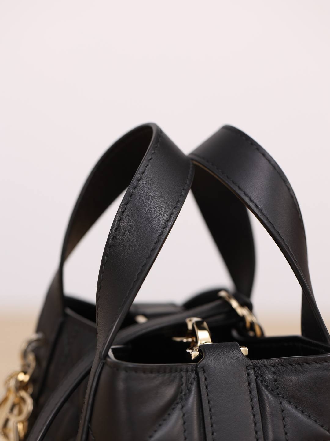 Shebag super replica Dior Toujours mini bag review(Oct 2025 updated)-Інтэрнэт-крама падробленай сумкі Louis Vuitton лепшай якасці, рэплікі дызайнерскай сумкі ru