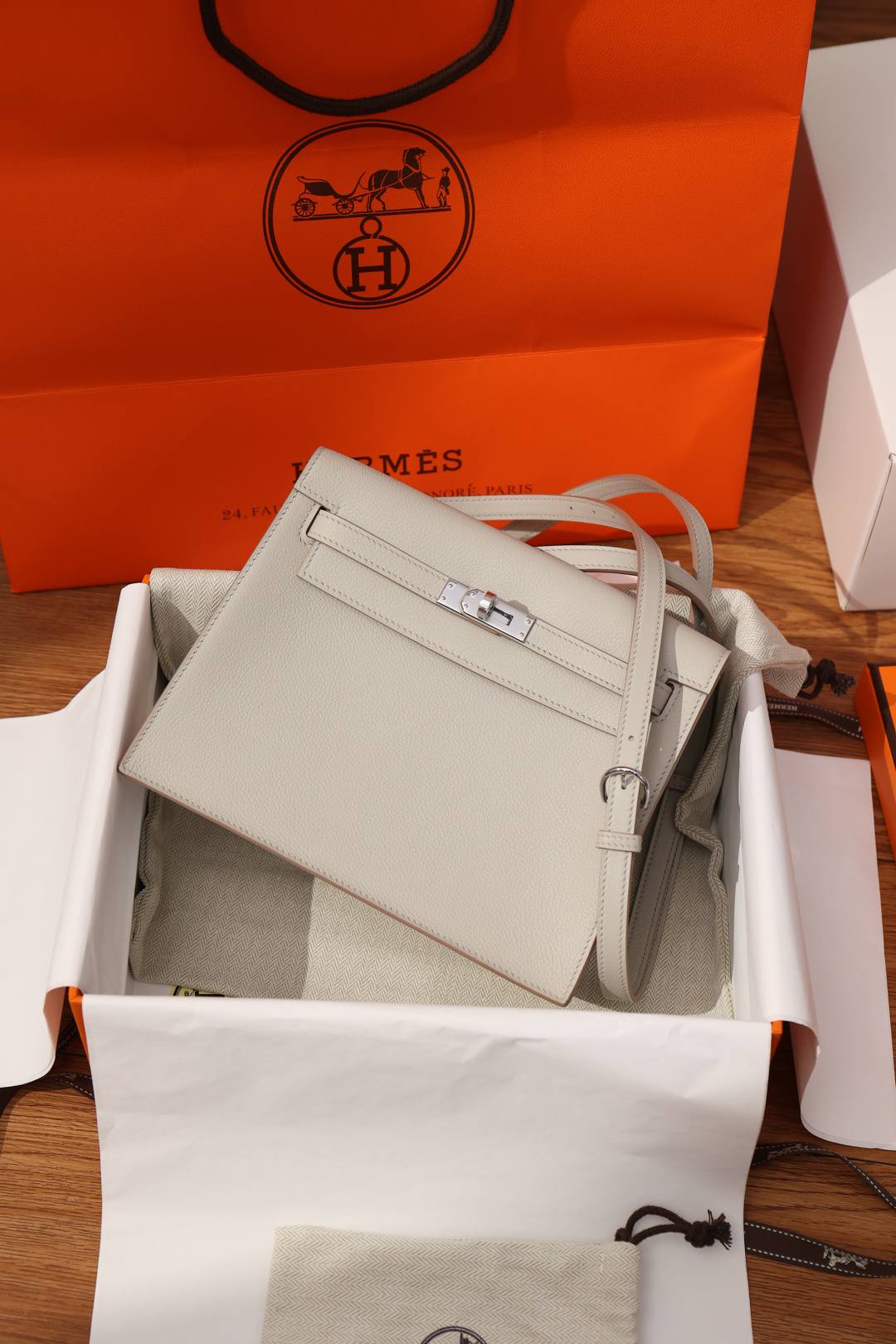 Hermes dance bags-ហាងអនឡាញកាបូប Louis Vuitton ក្លែងក្លាយដែលមានគុណភាពល្អបំផុត កាបូបអ្នករចនាម៉ូដចម្លង ru