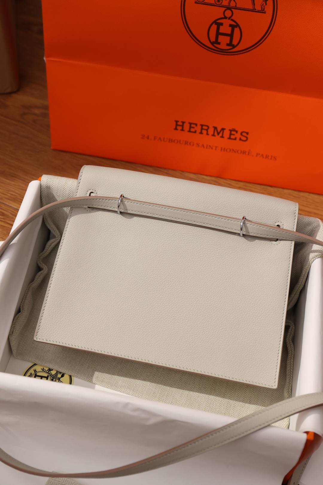 Hermes dance bags-ហាងអនឡាញកាបូប Louis Vuitton ក្លែងក្លាយដែលមានគុណភាពល្អបំផុត កាបូបអ្នករចនាម៉ូដចម្លង ru