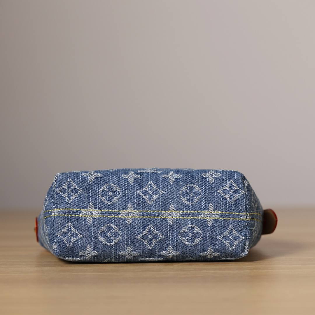 Hills pochette LV M82949-ਵਧੀਆ ਕੁਆਲਿਟੀ ਨਕਲੀ ਲੁਈਸ ਵਿਟਨ ਬੈਗ ਔਨਲਾਈਨ ਸਟੋਰ, ਰਿਪਲੀਕਾ ਡਿਜ਼ਾਈਨਰ ਬੈਗ ru