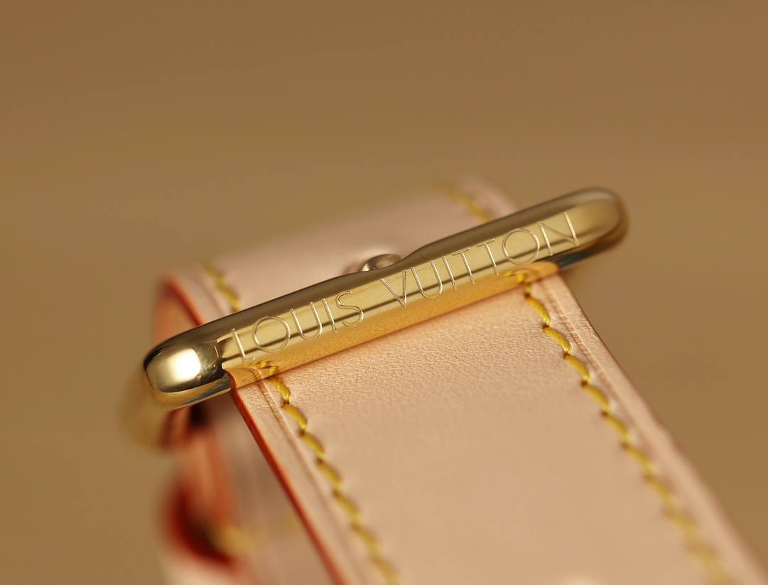 Hills pochette LV M82949-ਵਧੀਆ ਕੁਆਲਿਟੀ ਨਕਲੀ ਲੁਈਸ ਵਿਟਨ ਬੈਗ ਔਨਲਾਈਨ ਸਟੋਰ, ਰਿਪਲੀਕਾ ਡਿਜ਼ਾਈਨਰ ਬੈਗ ru