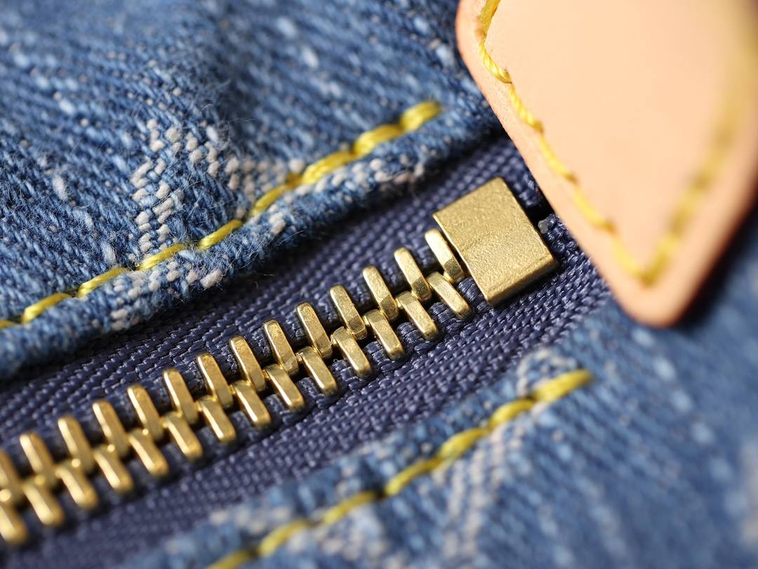 Hills pochette LV M82949-ਵਧੀਆ ਕੁਆਲਿਟੀ ਨਕਲੀ ਲੁਈਸ ਵਿਟਨ ਬੈਗ ਔਨਲਾਈਨ ਸਟੋਰ, ਰਿਪਲੀਕਾ ਡਿਜ਼ਾਈਨਰ ਬੈਗ ru