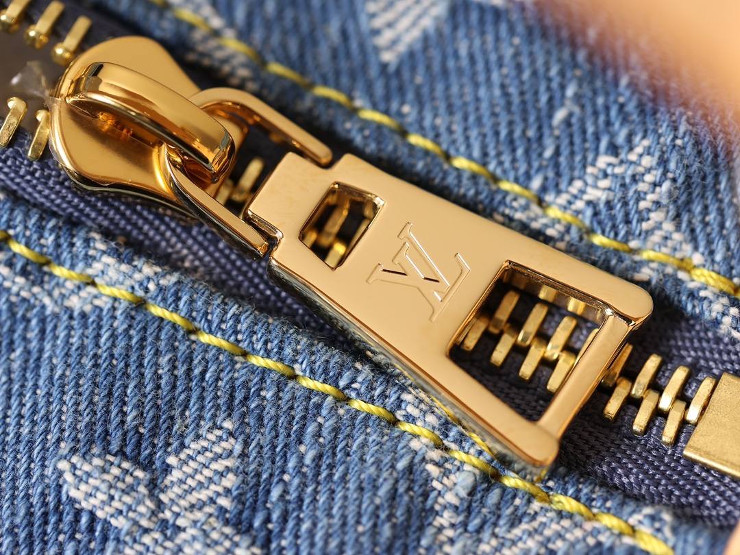 Hills pochette LV M82949-ਵਧੀਆ ਕੁਆਲਿਟੀ ਨਕਲੀ ਲੁਈਸ ਵਿਟਨ ਬੈਗ ਔਨਲਾਈਨ ਸਟੋਰ, ਰਿਪਲੀਕਾ ਡਿਜ਼ਾਈਨਰ ਬੈਗ ru