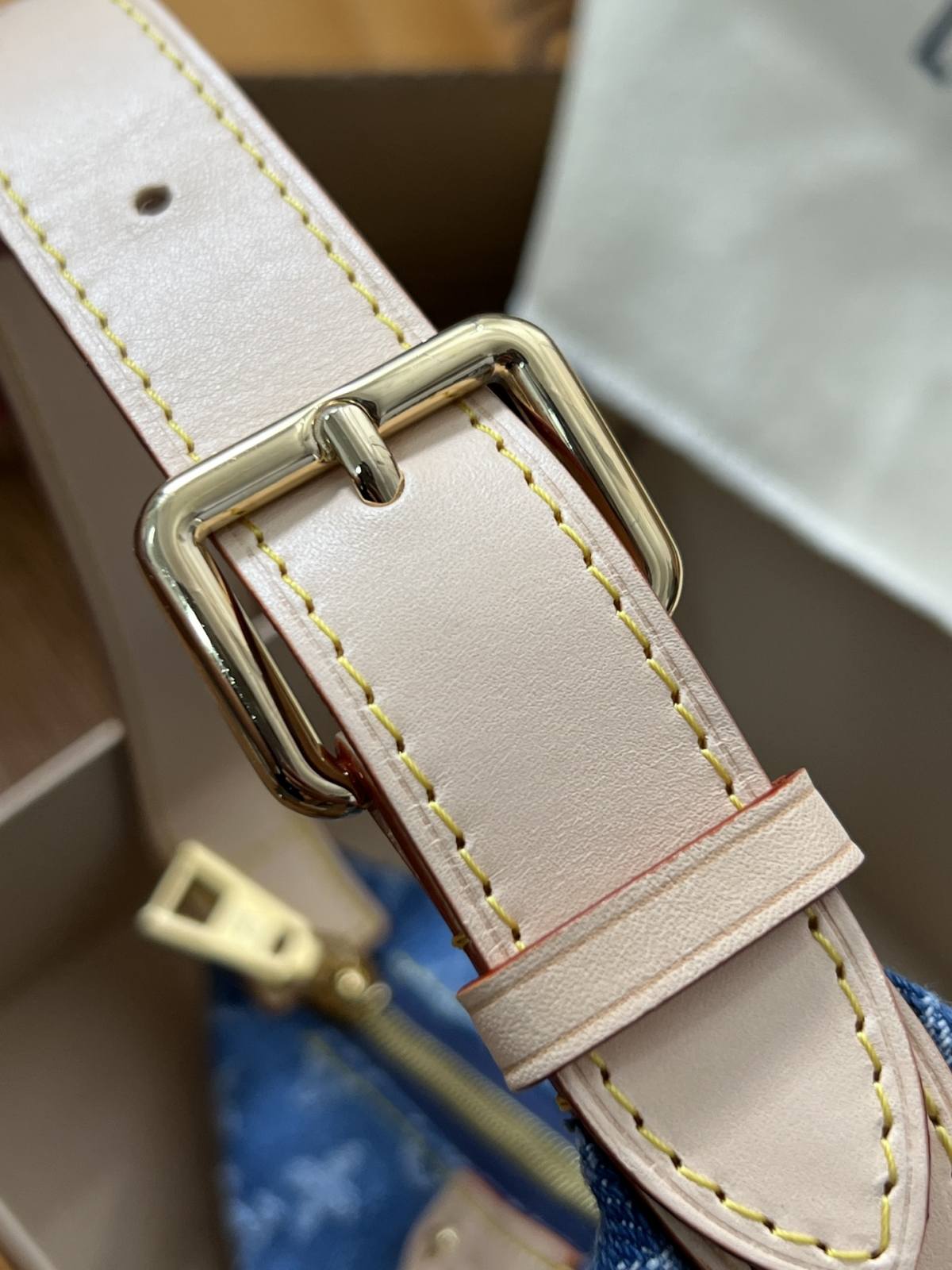 Hills pochette LV M82949-ਵਧੀਆ ਕੁਆਲਿਟੀ ਨਕਲੀ ਲੁਈਸ ਵਿਟਨ ਬੈਗ ਔਨਲਾਈਨ ਸਟੋਰ, ਰਿਪਲੀਕਾ ਡਿਜ਼ਾਈਨਰ ਬੈਗ ru