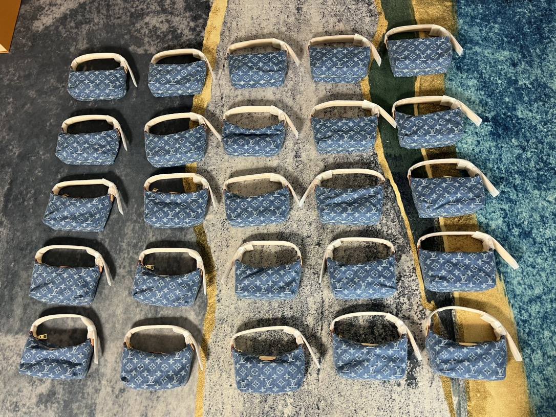 Hills pochette LV M82949-ਵਧੀਆ ਕੁਆਲਿਟੀ ਨਕਲੀ ਲੁਈਸ ਵਿਟਨ ਬੈਗ ਔਨਲਾਈਨ ਸਟੋਰ, ਰਿਪਲੀਕਾ ਡਿਜ਼ਾਈਨਰ ਬੈਗ ru