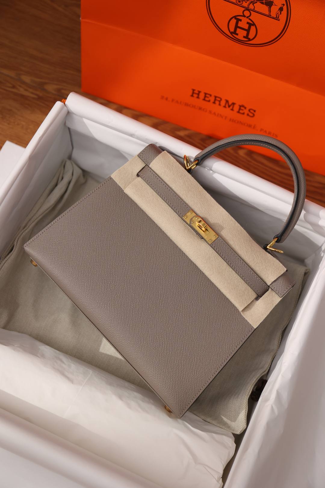 Shebag fully handmade Hermes Kelly 25 bag in grey Epsom(Nov 2025 updated)-Best Quality Fake Louis Vuitton Bag Online Store, Replica designer bag ru Shebag fully handmade Hermes Kelly 25 bag in grey Epsom(Nov 2025 updated)-Best Quality Fake Louis Vuitton Bag Online Store, Replica designer bag ru