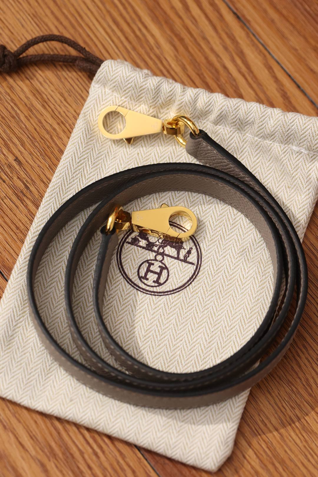 Shebag fully handmade Hermes Kelly 25 bag in grey Epsom(Nov 2025 updated)-Best Quality Fake Louis Vuitton Bag Online Store, Replica designer bag ru Shebag fully handmade Hermes Kelly 25 bag in grey Epsom(Nov 2025 updated)-Best Quality Fake Louis Vuitton Bag Online Store, Replica designer bag ru