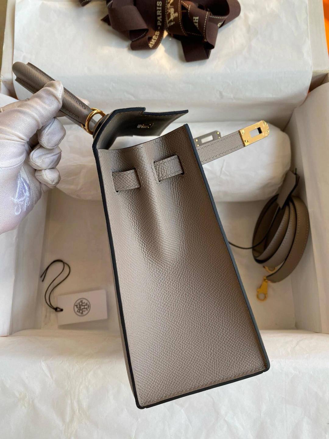 Shebag fully handmade Hermes Kelly 25 bag in grey Epsom(Nov 2025 updated)-Best Quality Fake Louis Vuitton Bag Online Store, Replica designer bag ru Shebag fully handmade Hermes Kelly 25 bag in grey Epsom(Nov 2025 updated)-Best Quality Fake Louis Vuitton Bag Online Store, Replica designer bag ru