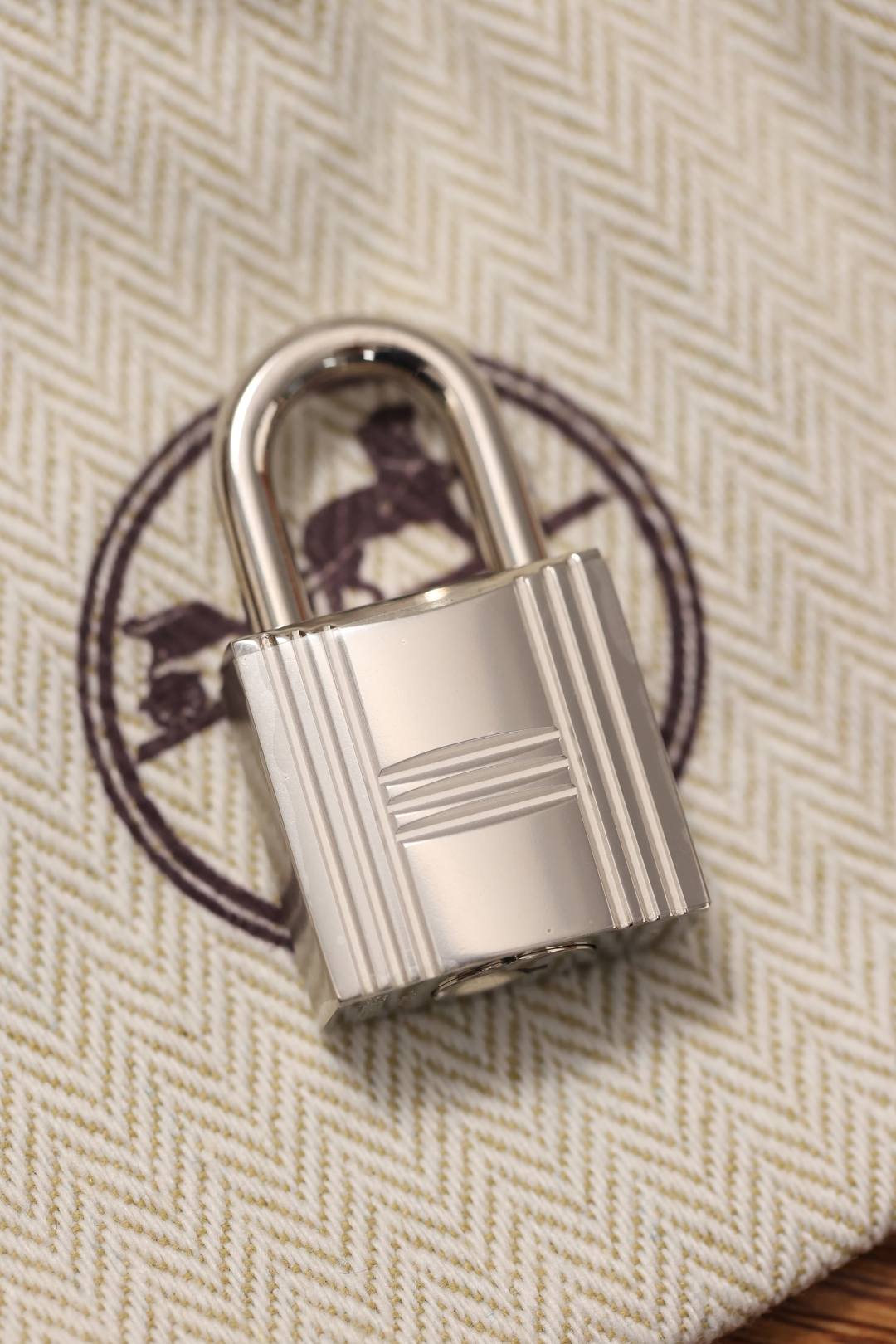 Shebag fully handmade Hermes Kelly 28 bag in white togo(Nov 2025 updated)-Best Quality Fake designer Bag Review, Replica designer bag ru