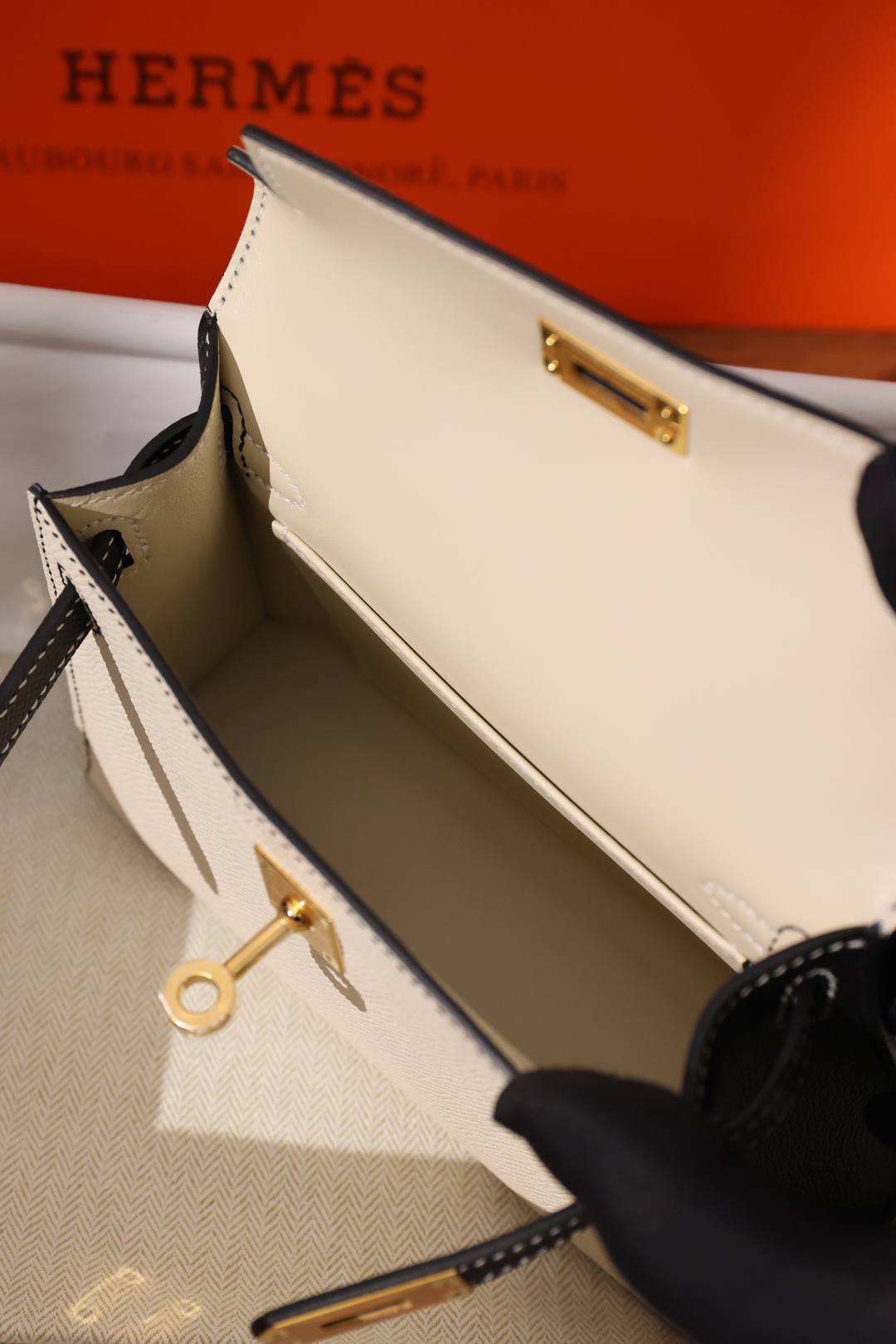 Shebag fully handmade Mini Kelly 2 bag double color in Epsom(Nov 2025 updated)-Best Quality Fake Louis Vuitton Bag Online Store, Replica designer bag ru Shebag fully handmade Mini Kelly 2 bag double color in Epsom(Nov 2025 updated)-Best Quality Fake Louis Vuitton Bag Online Store, Replica designer bag ru