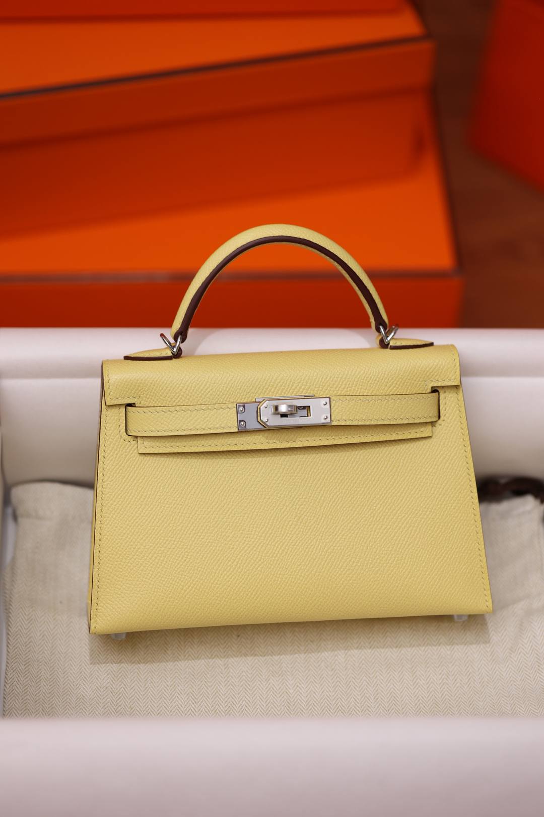 Shebag fully handmade Hermes mini Kelly 2 yellow Epsom(Dec 2025 updated)-Best Quality Fake Louis Vuitton Bag Nettbutikk, Replica designer bag ru