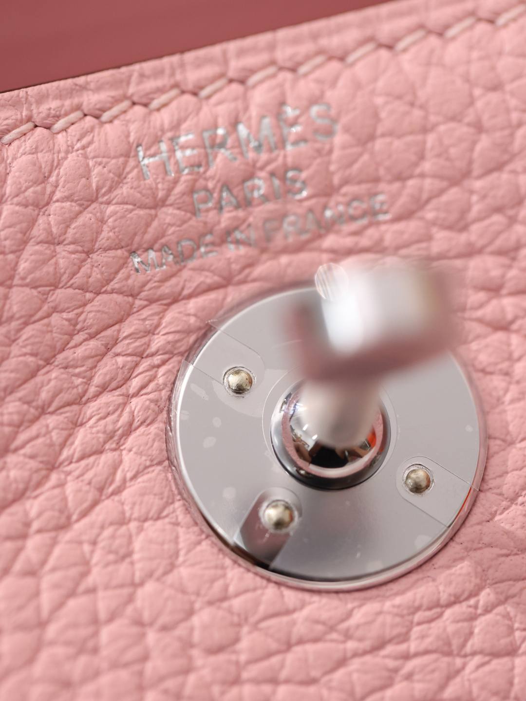 Shebag fully handmade Hermes Mini Lindy 19 bag pink togo review-ਵਧੀਆ ਕੁਆਲਿਟੀ ਨਕਲੀ ਲੁਈਸ ਵਿਟਨ ਬੈਗ ਔਨਲਾਈਨ ਸਟੋਰ, ਰਿਪਲੀਕਾ ਡਿਜ਼ਾਈਨਰ ਬੈਗ ru