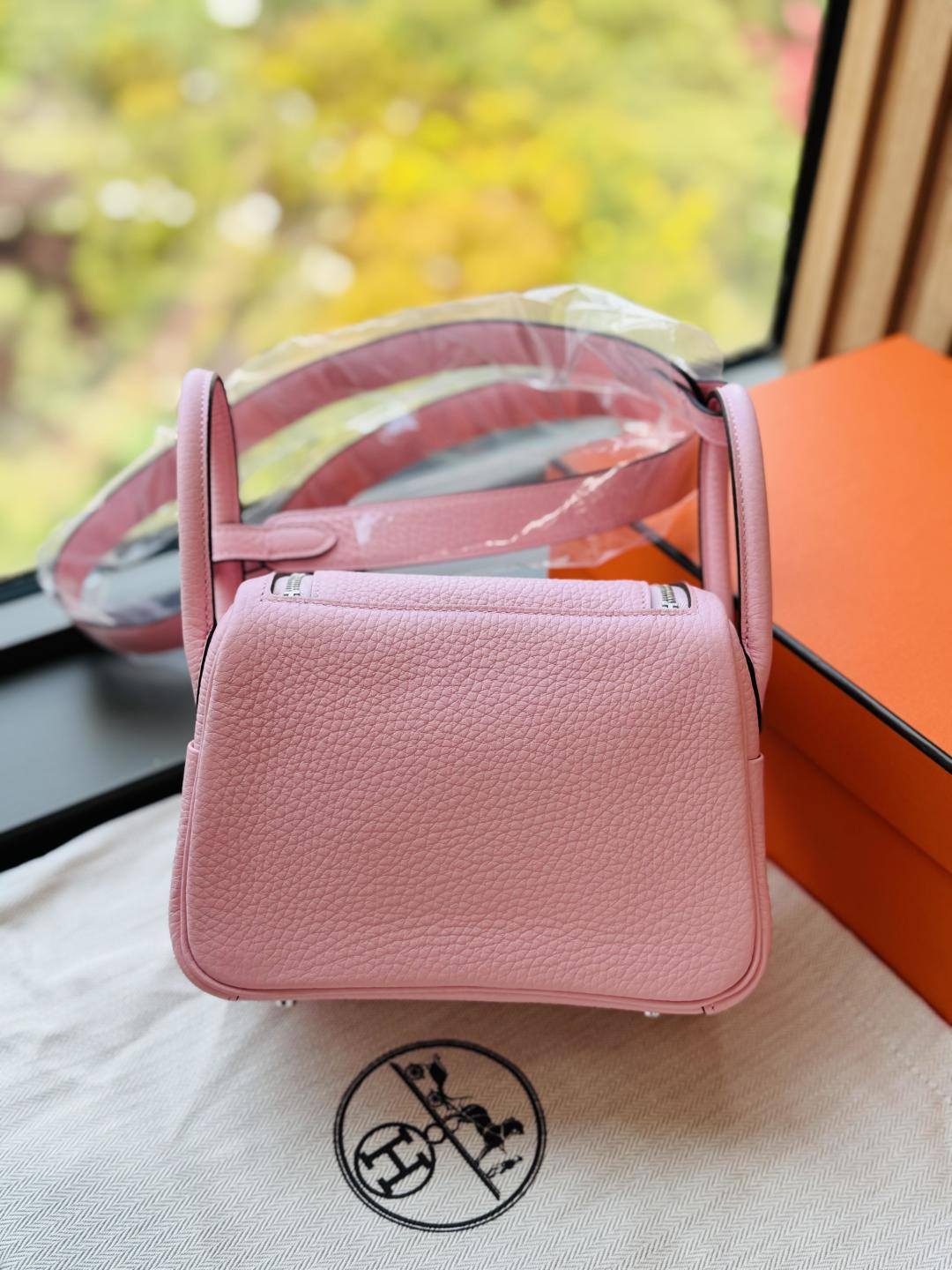 Shebag fully handmade Hermes Mini Lindy 19 bag pink togo review-ਵਧੀਆ ਕੁਆਲਿਟੀ ਨਕਲੀ ਲੁਈਸ ਵਿਟਨ ਬੈਗ ਔਨਲਾਈਨ ਸਟੋਰ, ਰਿਪਲੀਕਾ ਡਿਜ਼ਾਈਨਰ ਬੈਗ ru