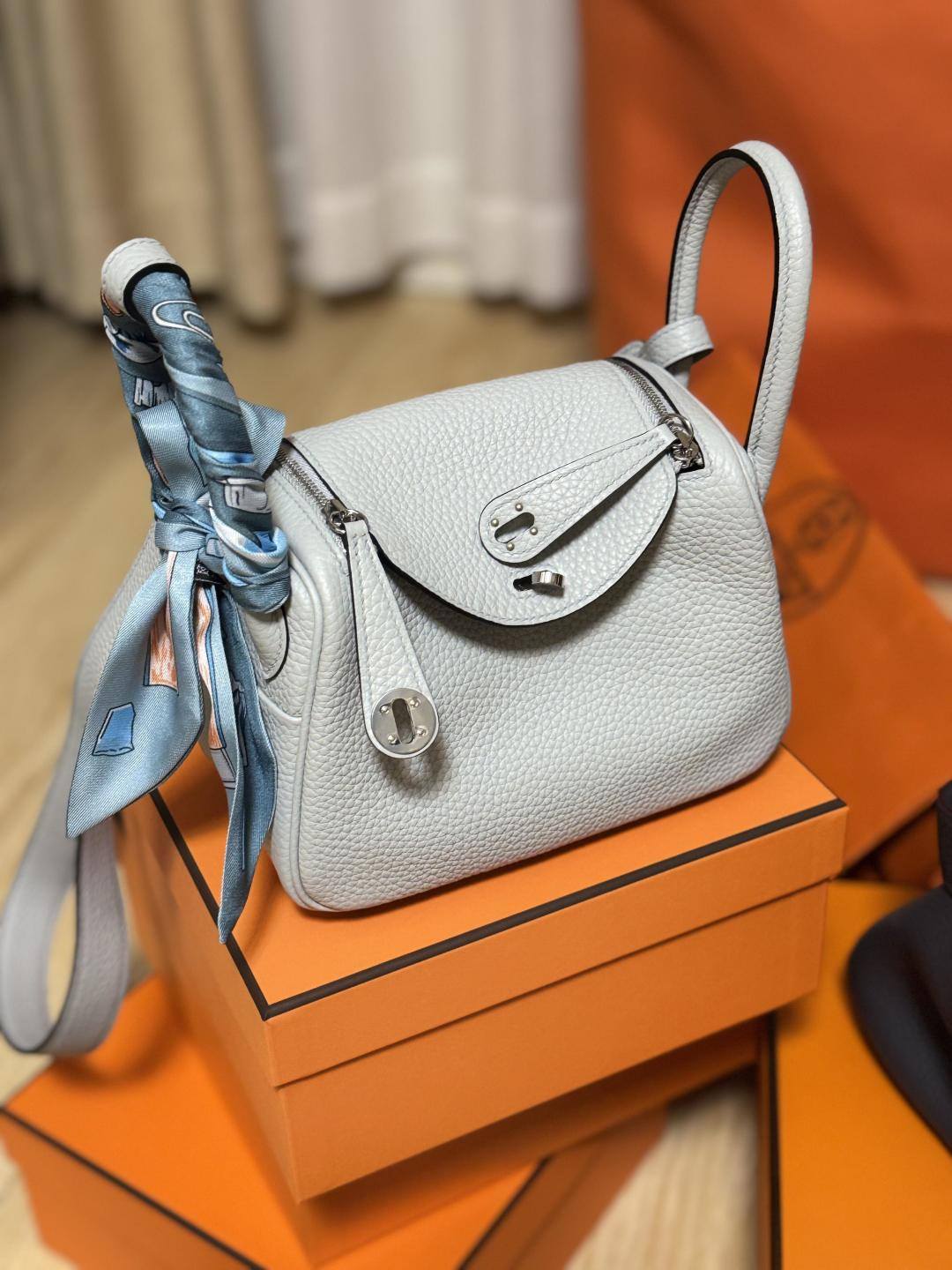 Shebag fully handmade Mini Lindy 19cm in light blue togo bag review(Dec 2025 updated)-Beste Kwaliteit Vals Louis Vuitton Sak Aanlyn Winkel, Replika ontwerper sak ru