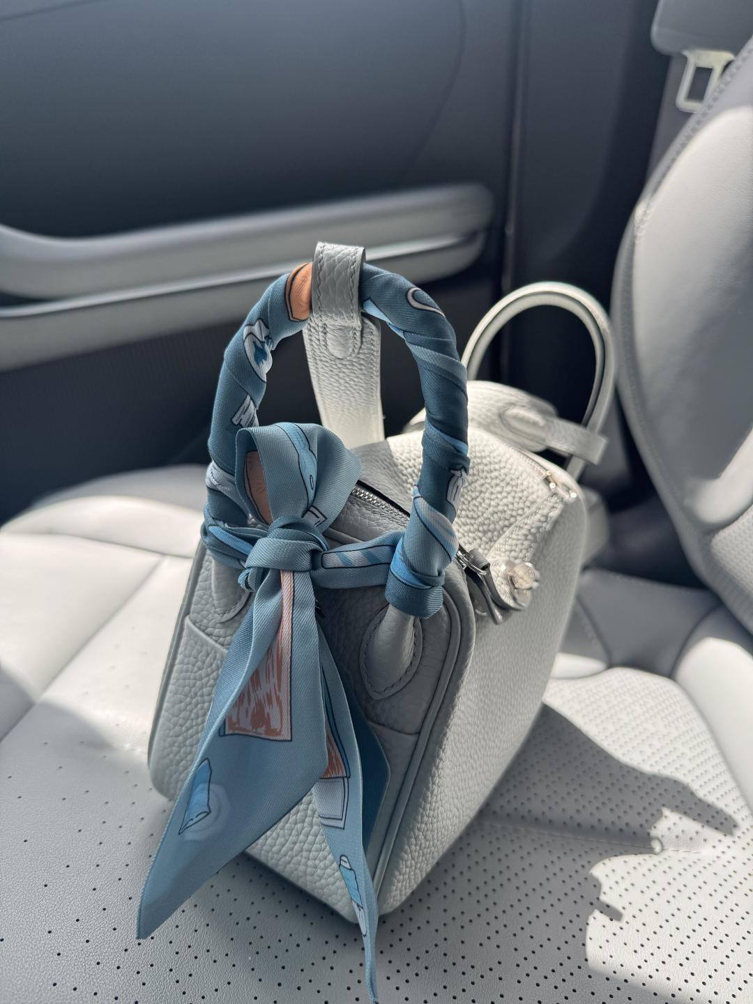Shebag fully handmade Mini Lindy 19cm in light blue togo bag review(Dec 2025 updated)-Beste Kwaliteit Vals Louis Vuitton Sak Aanlyn Winkel, Replika ontwerper sak ru