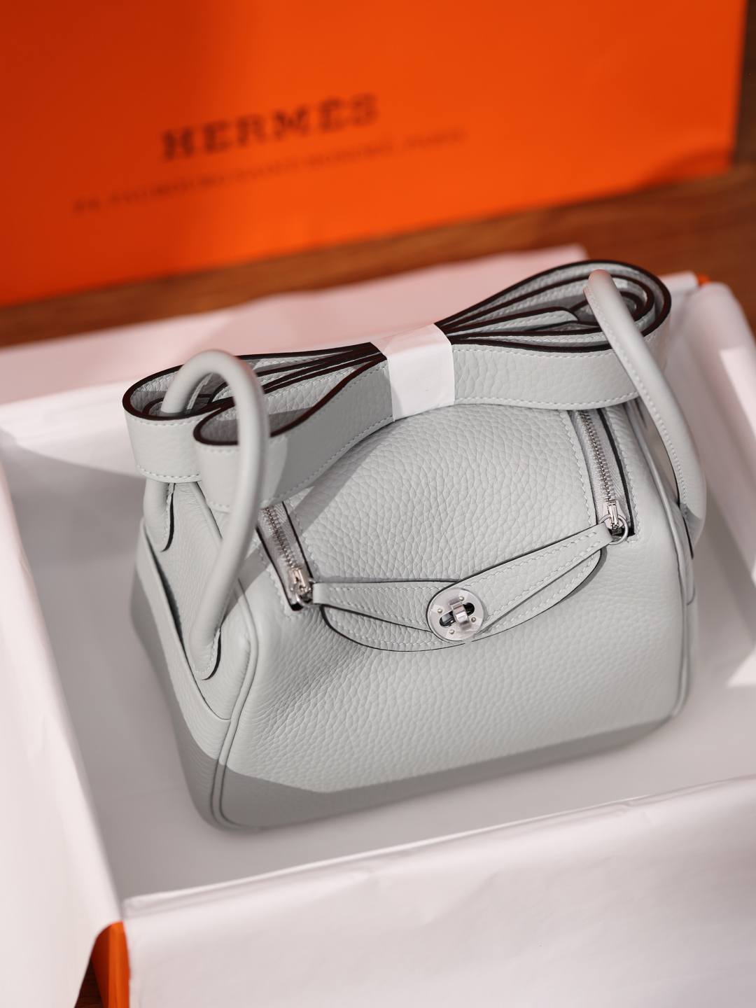 Shebag fully handmade Mini Lindy 19cm in light blue togo bag review(Dec 2025 updated)-Beste Kwaliteit Vals Louis Vuitton Sak Aanlyn Winkel, Replika ontwerper sak ru