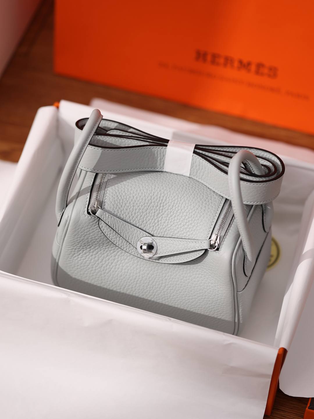 Shebag fully handmade Mini Lindy 19cm in light blue togo bag review(Dec 2025 updated)-Beste Kwaliteit Vals Louis Vuitton Sak Aanlyn Winkel, Replika ontwerper sak ru