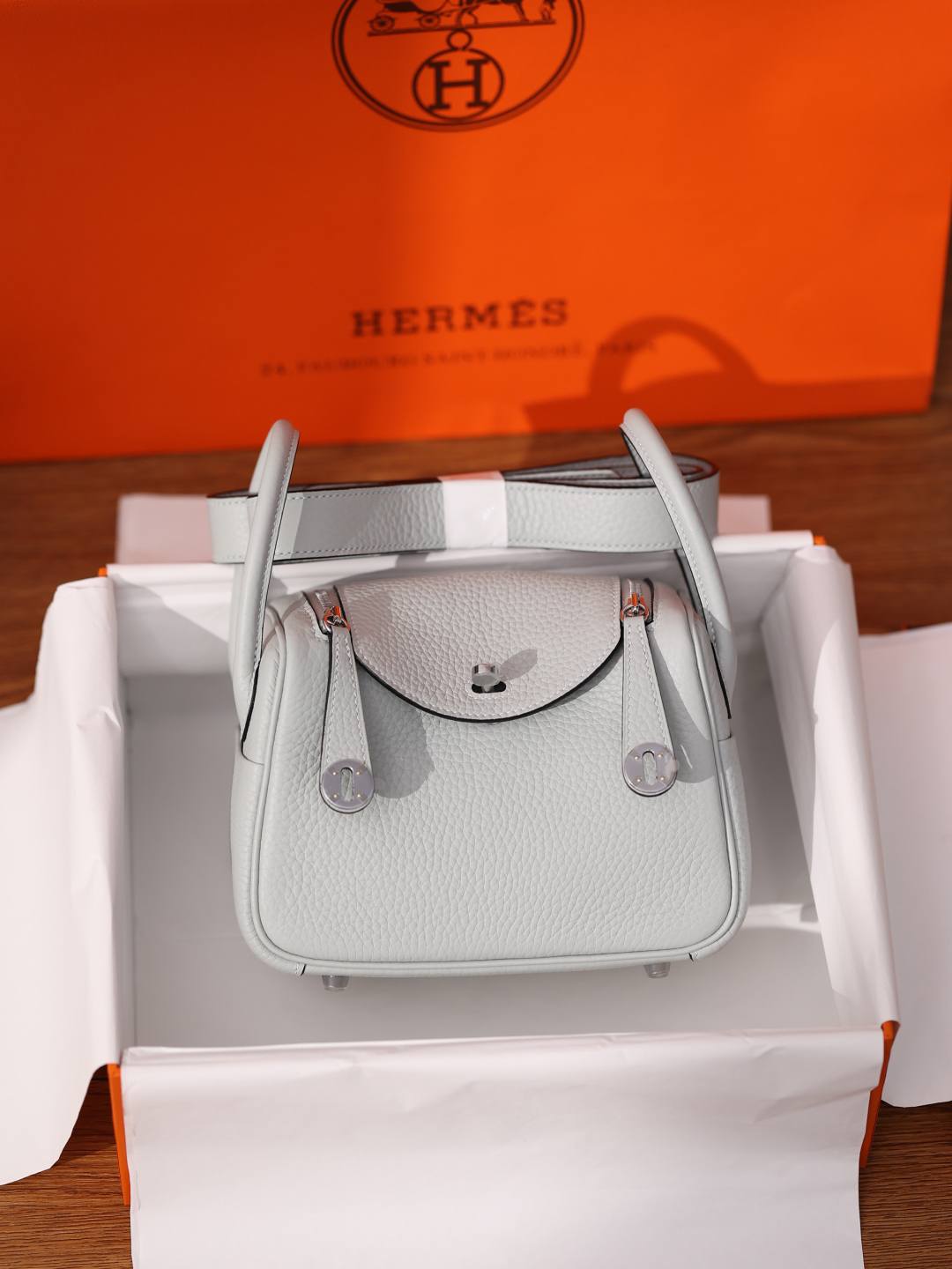 Shebag fully handmade Mini Lindy 19cm in light blue togo bag review(Dec 2025 updated)-Beste Kwaliteit Vals Louis Vuitton Sak Aanlyn Winkel, Replika ontwerper sak ru