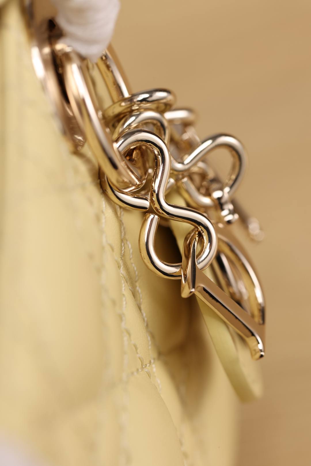 Shebag Super replica Lady Dior mini Yellow lambskin bag review(Dec 2025 updated))-Best Quality Fake Louis Vuitton сумка онлайн дүкөнү, Replica дизайнер сумка ru