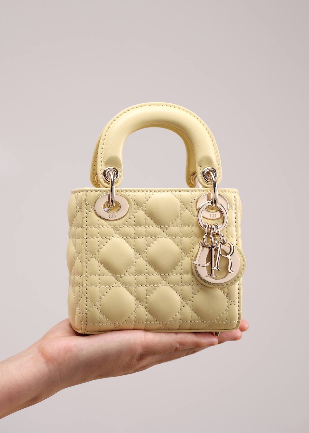 Shebag Super replica Lady Dior mini Yellow lambskin bag review(Dec 2025 updated))-Best Quality Fake Louis Vuitton сумка онлайн дүкөнү, Replica дизайнер сумка ru