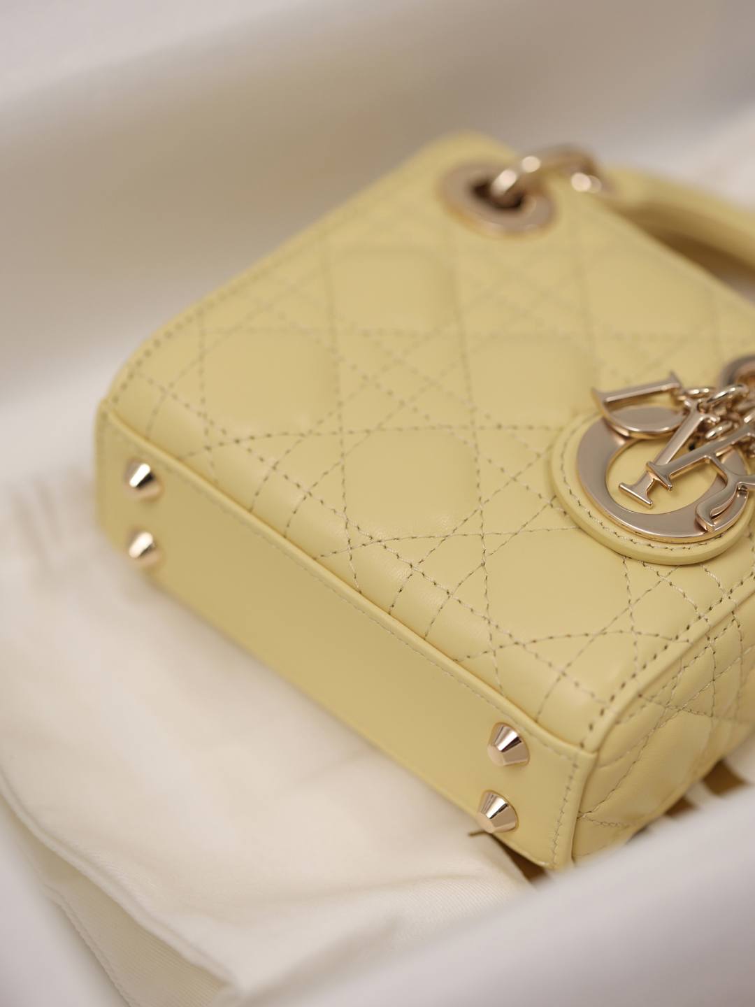 Shebag Super replica Lady Dior mini Yellow lambskin bag review(Dec 2025 updated))-Best Quality Fake Louis Vuitton сумка онлайн дүкөнү, Replica дизайнер сумка ru