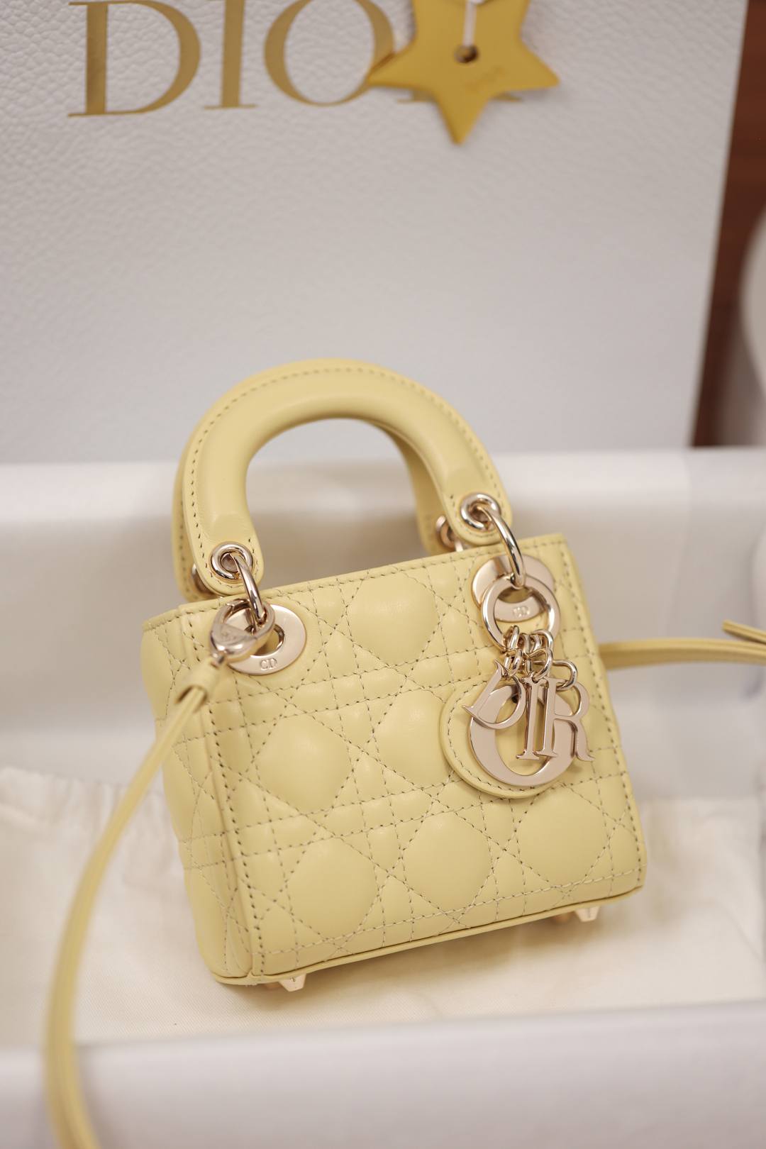 Shebag Super replica Lady Dior mini Yellow lambskin bag review(Dec 2025 updated))-Best Quality Fake Louis Vuitton сумка онлайн дүкөнү, Replica дизайнер сумка ru