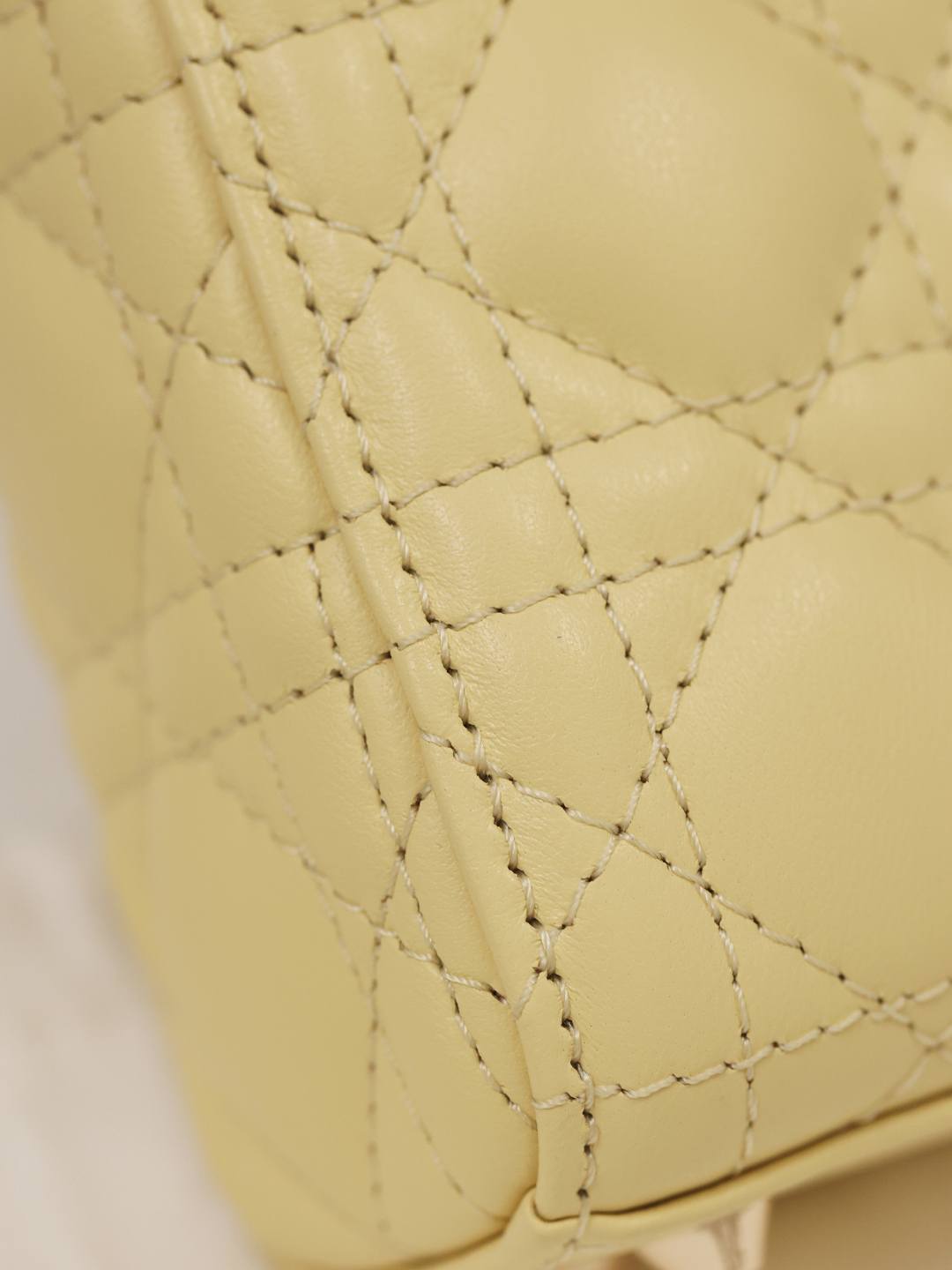 Shebag Super replica Lady Dior mini Yellow lambskin bag review(Dec 2025 updated))-Best Quality Fake Louis Vuitton сумка онлайн дүкөнү, Replica дизайнер сумка ru