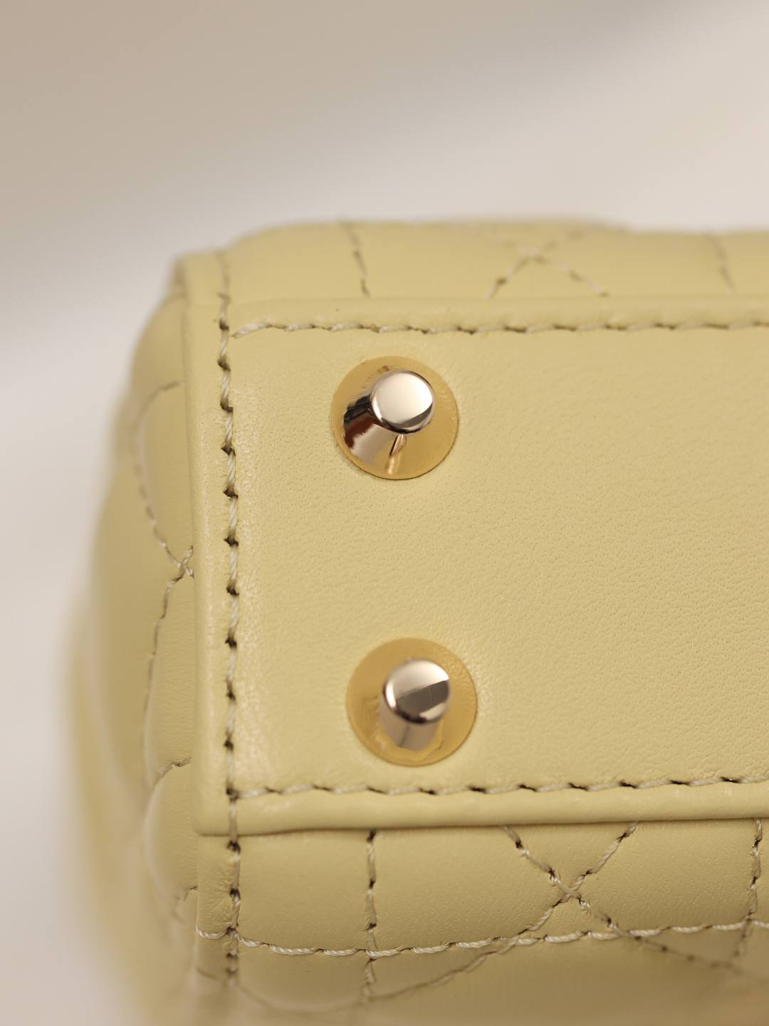 Shebag Super replica Lady Dior mini Yellow lambskin bag review(Dec 2025 updated))-Best Quality Fake Louis Vuitton сумка онлайн дүкөнү, Replica дизайнер сумка ru