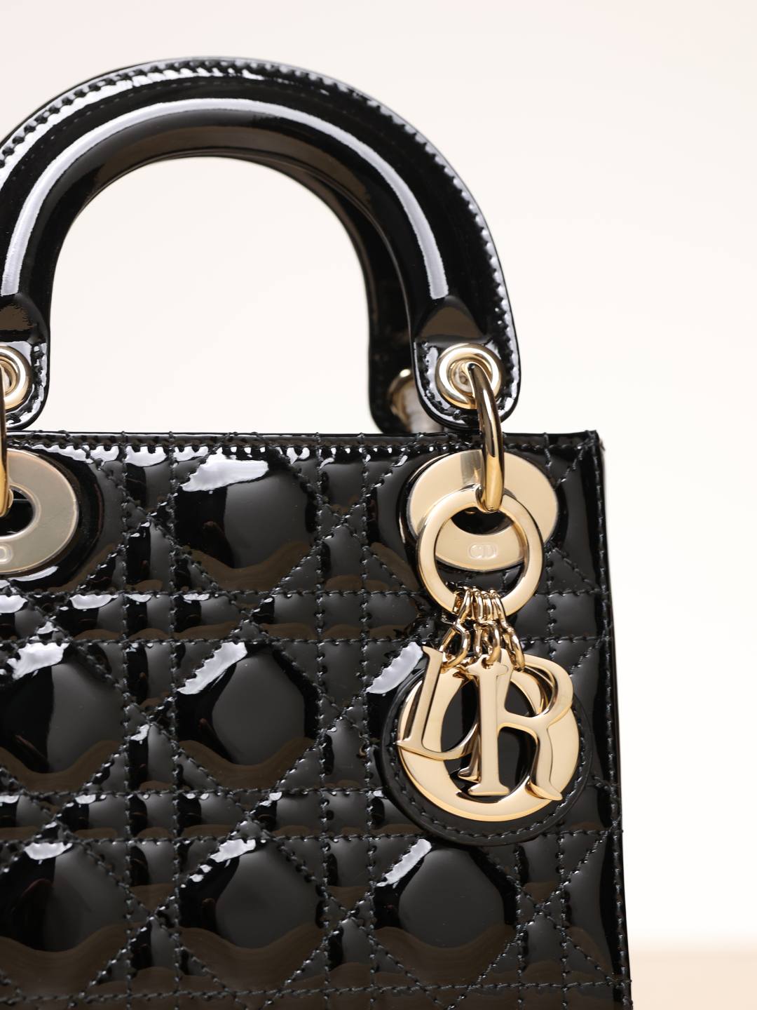 Shebag super replica Lady Dior in Patent black bag review(Dec 2025 updated)-Best Quality Fake Louis Vuitton Bag Online Store, Replica designer bag ru Shebag super replica Lady Dior in Patent black bag review(Dec 2025 updated)-Best Quality Fake Louis Vuitton Bag Online Store, Replica designer bag ru