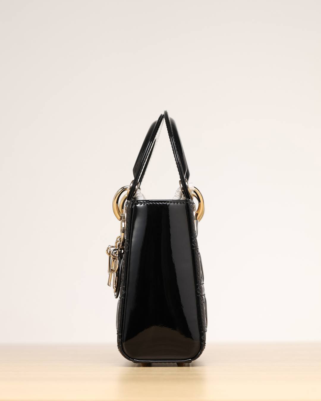 Shebag super replica Lady Dior in Patent black bag review(Dec 2025 updated)-Best Quality Fake Louis Vuitton Bag Online Store, Replica designer bag ru Shebag super replica Lady Dior in Patent black bag review(Dec 2025 updated)-Best Quality Fake Louis Vuitton Bag Online Store, Replica designer bag ru