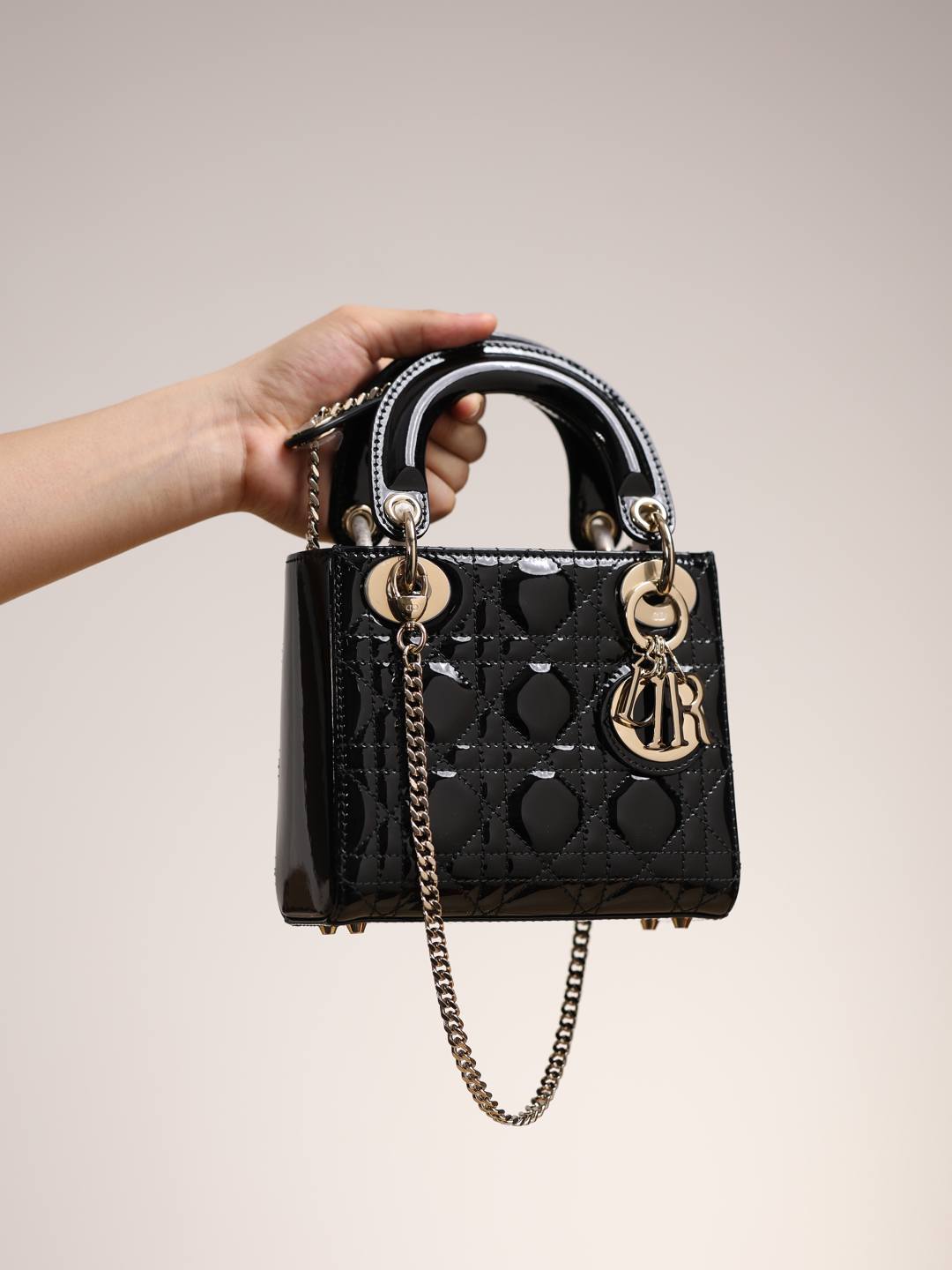 Shebag super replica Lady Dior in Patent black bag review(Dec 2025 updated)-Best Quality Fake Louis Vuitton Bag Online Store, Replica designer bag ru Shebag super replica Lady Dior in Patent black bag review(Dec 2025 updated)-Best Quality Fake Louis Vuitton Bag Online Store, Replica designer bag ru