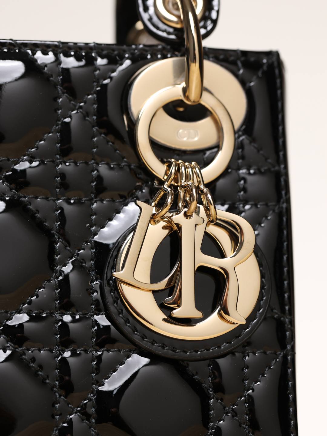 Shebag super replica Lady Dior in Patent black bag review(Dec 2025 updated)-Best Quality Fake Louis Vuitton Bag Online Store, Replica designer bag ru Shebag super replica Lady Dior in Patent black bag review(Dec 2025 updated)-Best Quality Fake Louis Vuitton Bag Online Store, Replica designer bag ru